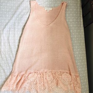 Sweater Tunis lace detail Sz M